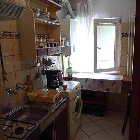 Ciresica Budget 2br La Intrare Mamaia Cu Ac Gratuit Appartement