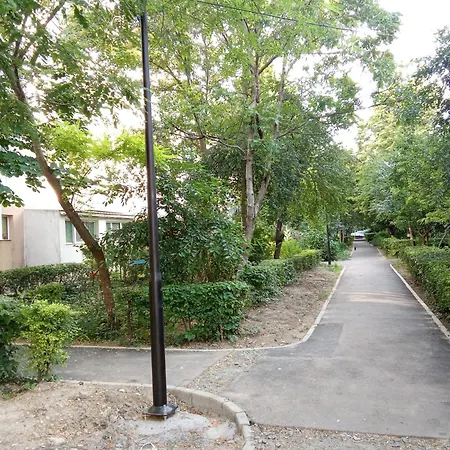 Appartement Ciresica Budget 2br La Intrare Mamaia Cu Ac Gratuit *